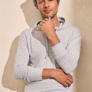 Faherty Organic Cotton Lightweight Long sleeve Hoodie. Men’s L. Great condition.